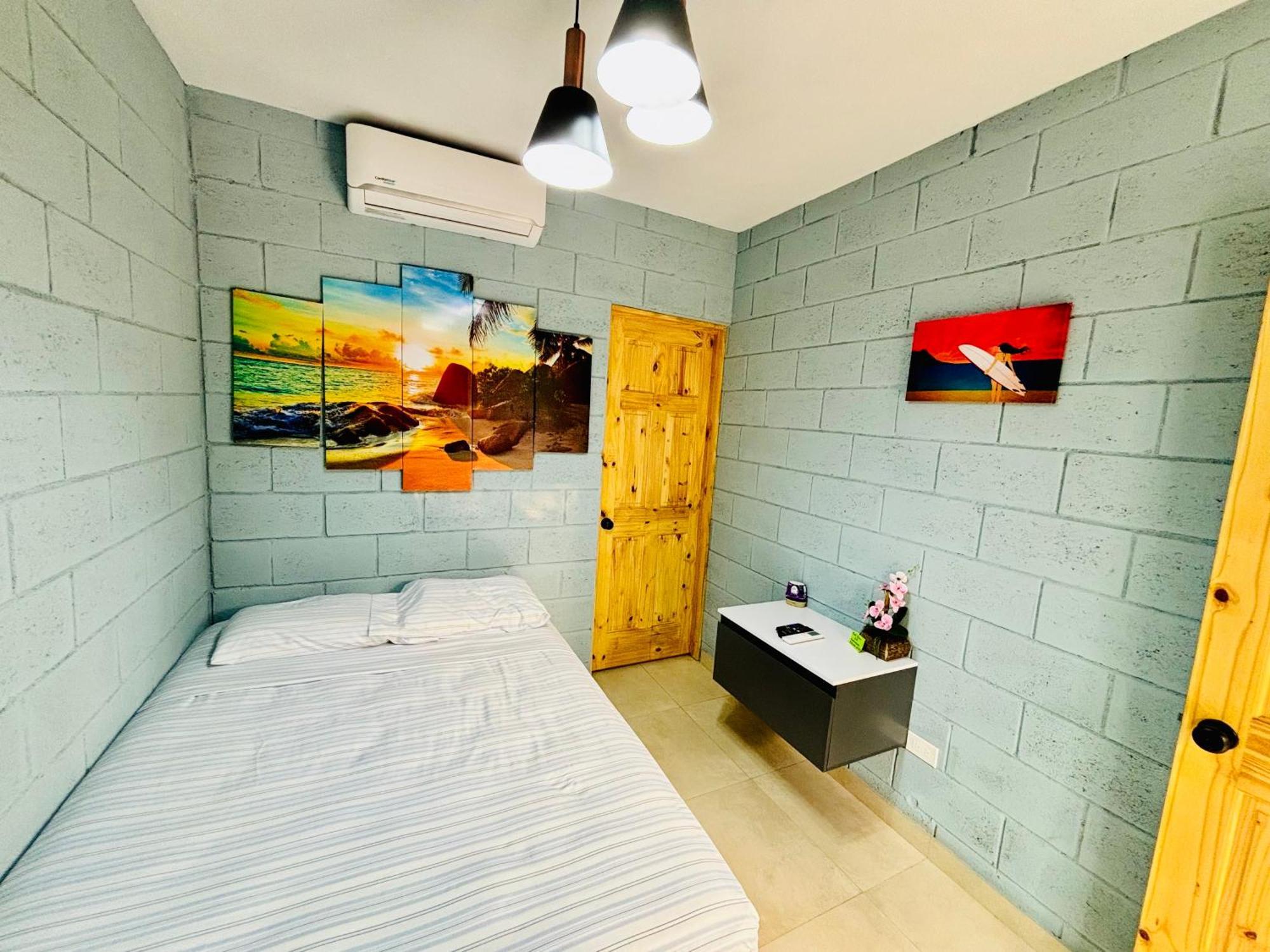 Hostal Camila'S Tamanique エクステリア 写真
