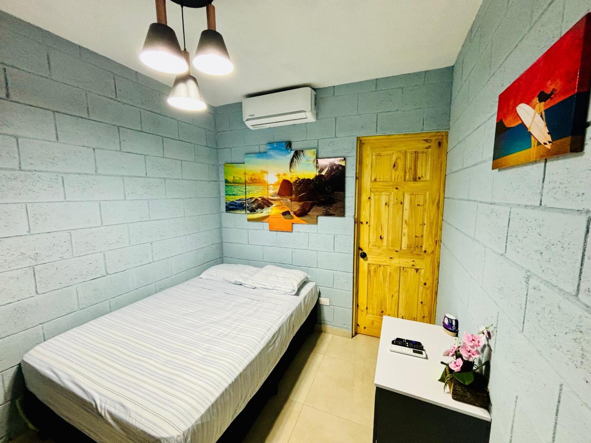 Hostal Camila'S Tamanique エクステリア 写真